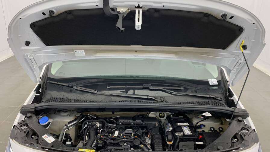 Mandataire Automobile neuf, recherche de Peugeot Partner-fourgon-m-650-kg-bluehdi-130-s-s-eat8 - E-Motors