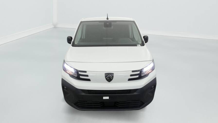 Mandataire Automobile neuf, recherche de Peugeot Partner-fourgon-m-650-kg-bluehdi-130-s-s-eat8 - E-Motors