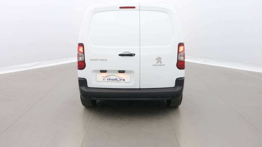 Mandataire Automobile utilitaire, recherche de Peugeot Partner-fourgon-standard-1000kg-bluehdi-75-premium-gps - E-Motors