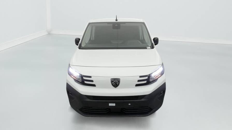 Mandataire Automobile neuf, recherche de Peugeot Partner-fourgon-xl-950-kg-bluehdi-130-s-s-eat8 - E-Motors