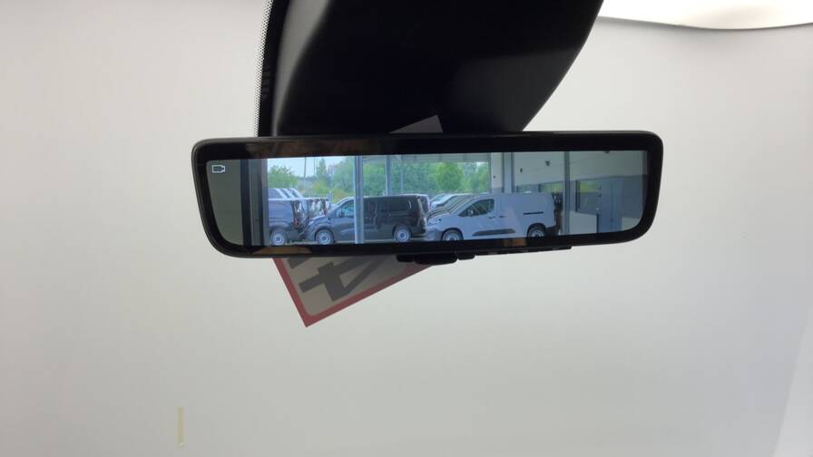 Mandataire Automobile occasion, recherche de Peugeot Partner-fourgon-xl-950-kg-bluehdi-130-s-s-eat8-4-portes-vul-diesel - E-Motors