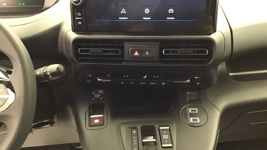 Mandataire Automobile occasion, recherche de Peugeot Partner-fourgon-m-650-kg-bluehdi-130-s-s-eat8 - E-Motors