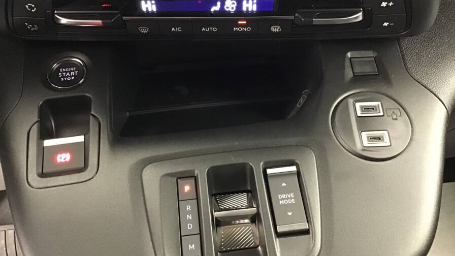 Mandataire Automobile occasion, recherche de Peugeot Partner-fourgon-m-650-kg-bluehdi-130-s-s-eat8 - E-Motors