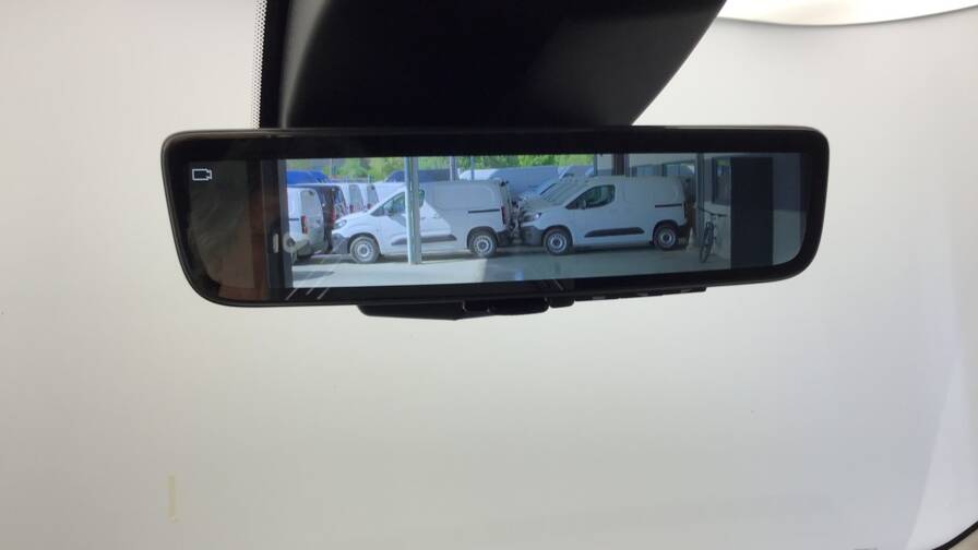 Mandataire Automobile occasion, recherche de Peugeot Partner-fourgon-m-650-kg-bluehdi-130-s-s-eat8 - E-Motors