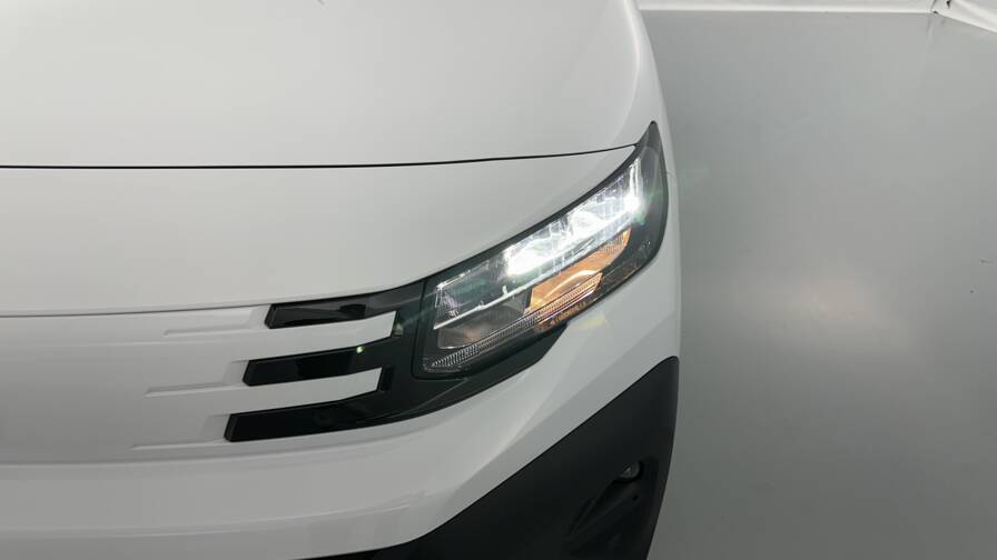 Mandataire Automobile neuf, recherche de Peugeot Partner-xl-950kg-bluehdi-130ch-eat8 - E-Motors