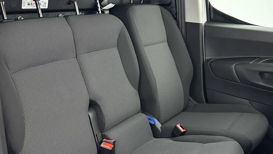 Mandataire Automobile neuf, recherche de Peugeot Partner-xl-950kg-bluehdi-130ch-eat8 - E-Motors