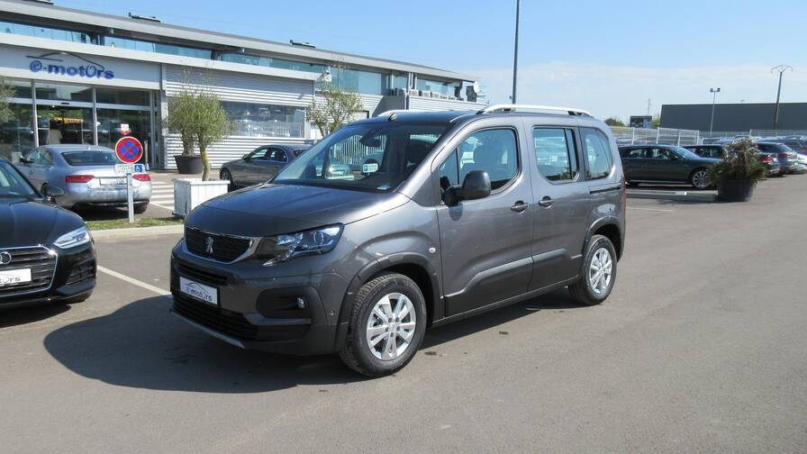 Avis-mandataire-auto-Emotors-Peugeot-Rifter-Standard-allure-bluehdi-130-s-s-eat8.