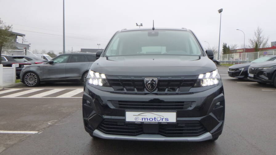 Mandataire Automobile neuf, recherche de Peugeot Rifter-xl-bluehdi-130-eat8-gt-7pl-plus-gps - E-Motors