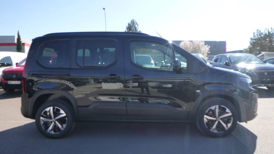 Mandataire Automobile neuf, recherche de Peugeot Rifter-m-bluehdi-130-eat8-gt-5pl - E-Motors