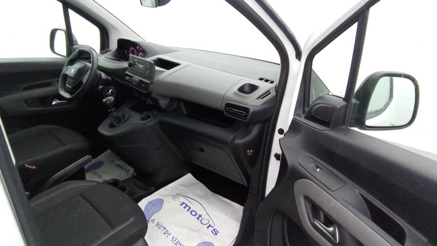 Mandataire Automobile occasion, recherche de Peugeot Rifter-long-puretech-110-active-7pl - E-Motors
