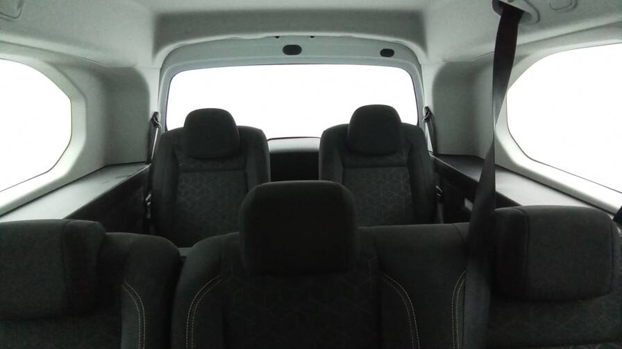 Mandataire Automobile occasion, recherche de Peugeot Rifter-long-puretech-110-active-7pl - E-Motors