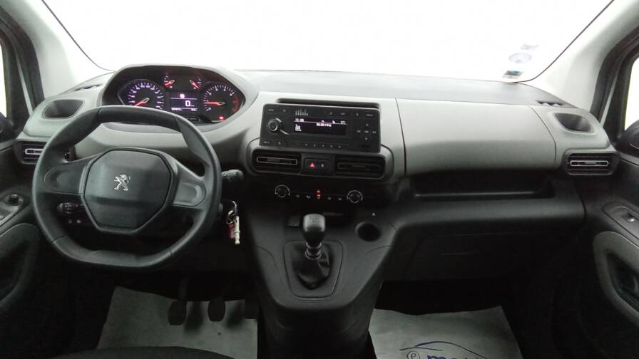 Mandataire Automobile occasion, recherche de Peugeot Rifter-long-puretech-110-active-7pl - E-Motors