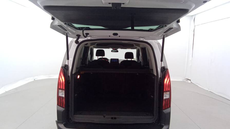 Mandataire Automobile occasion, recherche de Peugeot Rifter-standard-gt-bluehdi-130-eat - E-Motors