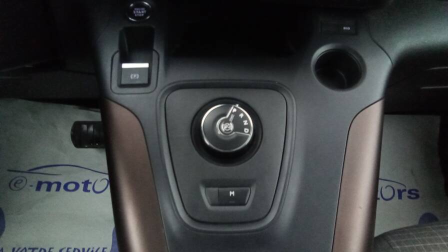 Mandataire Automobile occasion, recherche de Peugeot Rifter-standard-gt-bluehdi-130-eat - E-Motors