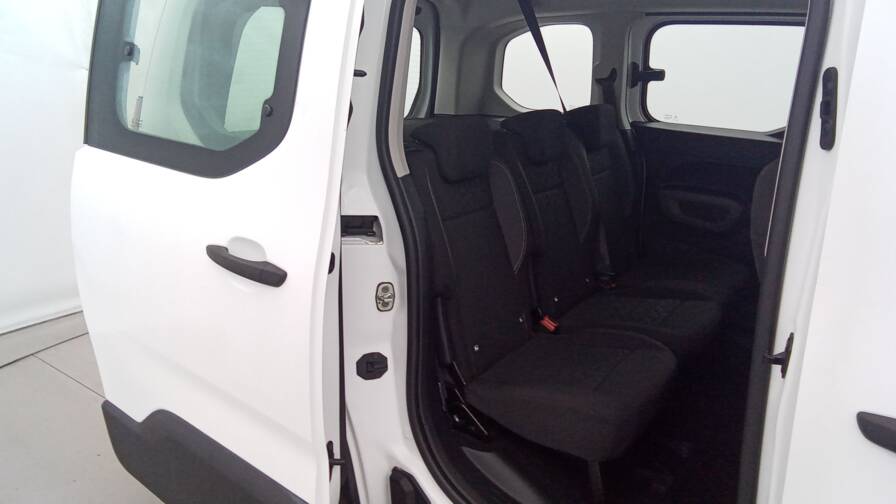 Mandataire Automobile occasion, recherche de Peugeot Rifter-standard-puretech-110-active - E-Motors