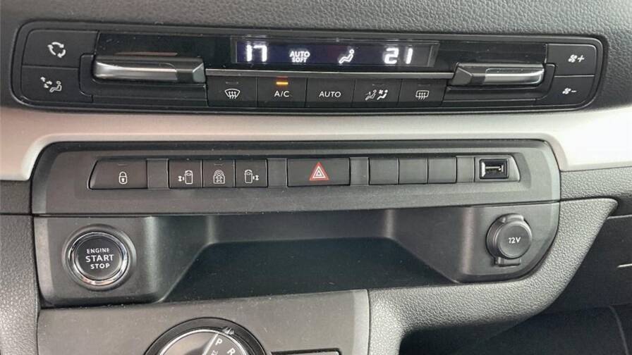 Mandataire Automobile occasion, recherche de Peugeot Traveller-standard-bluehdi-180ch-s-s-eat8-business-vip - E-Motors