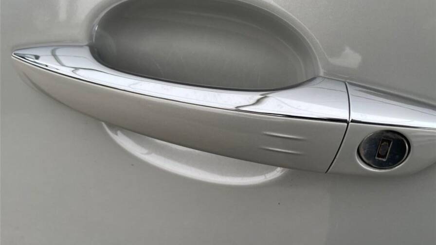 Mandataire Automobile occasion, recherche de Peugeot Traveller-standard-bluehdi-180ch-s-s-eat8-business-vip - E-Motors