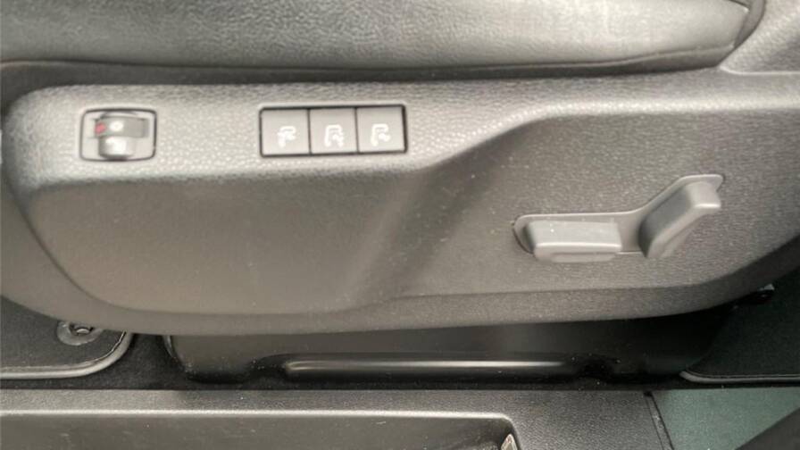 Mandataire Automobile occasion, recherche de Peugeot Traveller-standard-bluehdi-180ch-s-s-eat8-business-vip - E-Motors