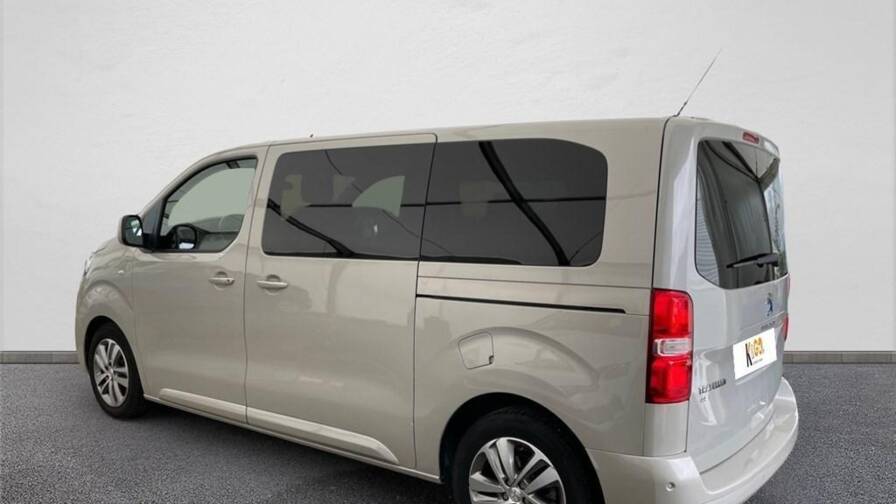Mandataire Automobile occasion, recherche de Peugeot Traveller-standard-bluehdi-180ch-s-s-eat8-business-vip - E-Motors