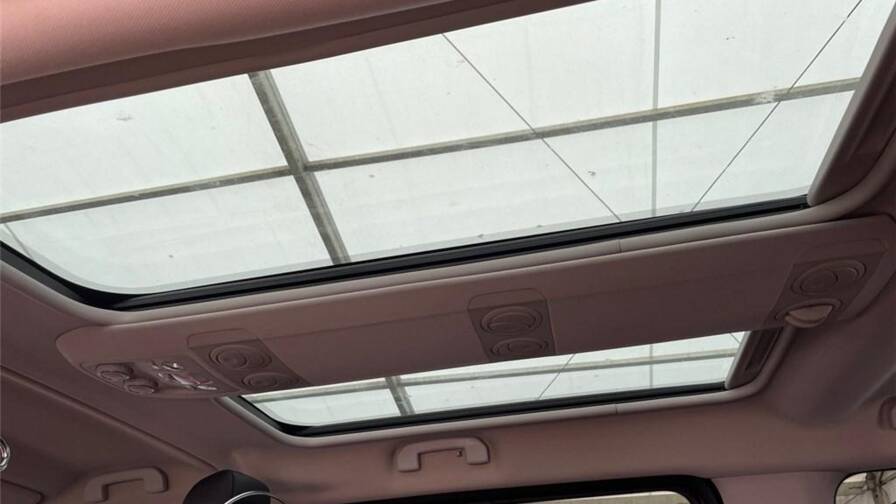 Mandataire Automobile occasion, recherche de Peugeot Traveller-standard-bluehdi-180ch-s-s-eat8-business-vip - E-Motors