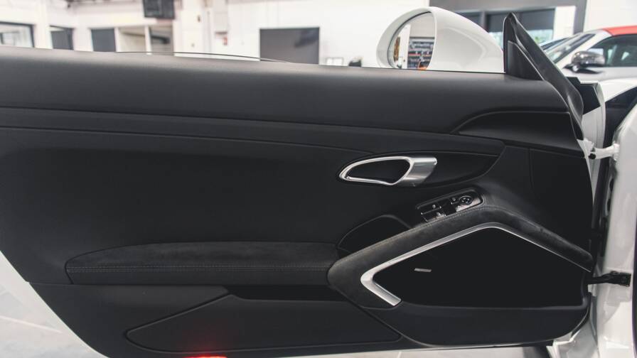 Mandataire Automobile occasion, recherche de Porsche 911-991-2-3-0-450ch-carrera-gts-pdk - E-Motors