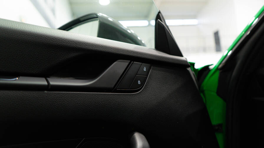 Mandataire Automobile occasion, recherche de Porsche 911-992-carrera-t-3-0-385ch-pdk - E-Motors