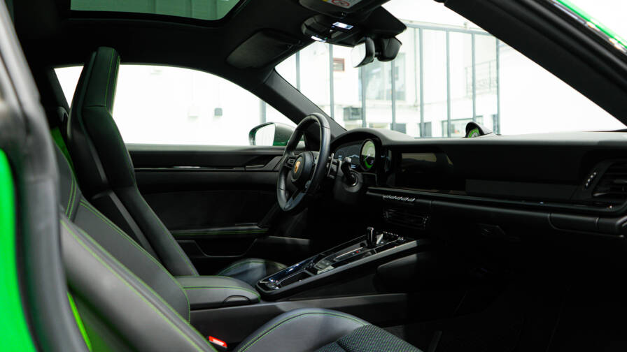 Mandataire Automobile occasion, recherche de Porsche 911-992-carrera-t-3-0-385ch-pdk - E-Motors