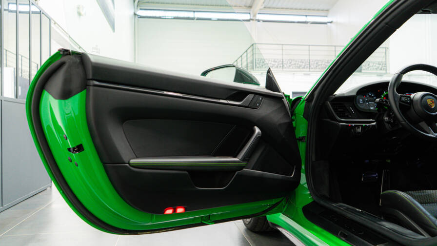 Mandataire Automobile occasion, recherche de Porsche 911-992-carrera-t-3-0-385ch-pdk - E-Motors