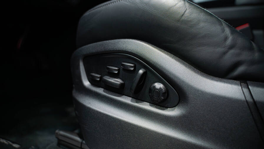 Mandataire Automobile occasion, recherche de Porsche Cayenne-e-hybrid-3-0-v6-470-ch - E-Motors