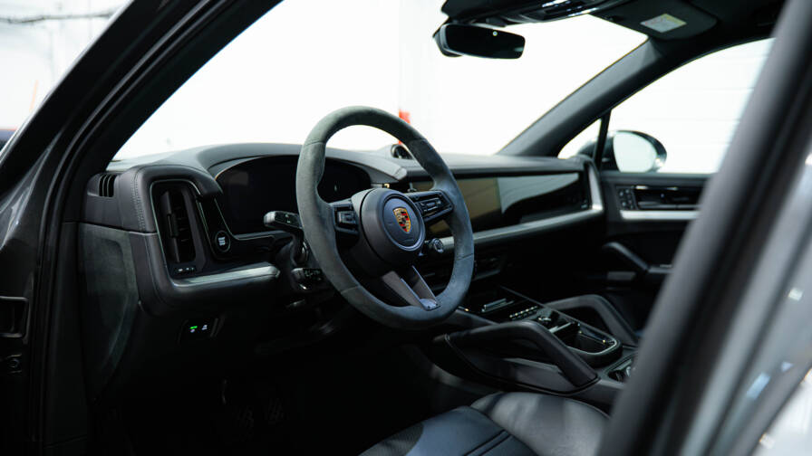 Mandataire Automobile occasion, recherche de Porsche Cayenne-e-hybrid-3-0-v6-470-ch - E-Motors