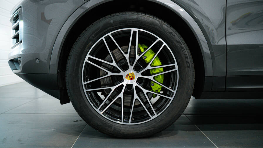 Mandataire Automobile occasion, recherche de Porsche Cayenne-e-hybrid-3-0-v6-470-ch - E-Motors