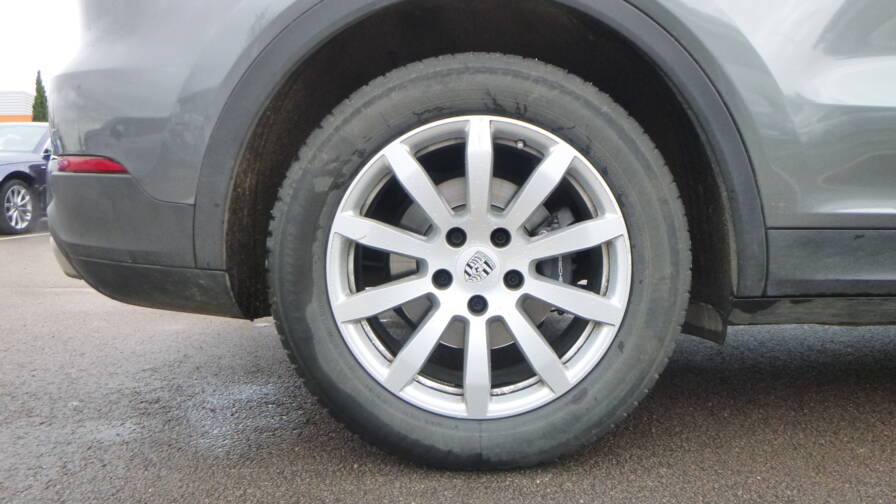 Mandataire Automobile occasion, recherche de Porsche Cayenne-3-0-v6-340-ch-tiptronic-bva - E-Motors