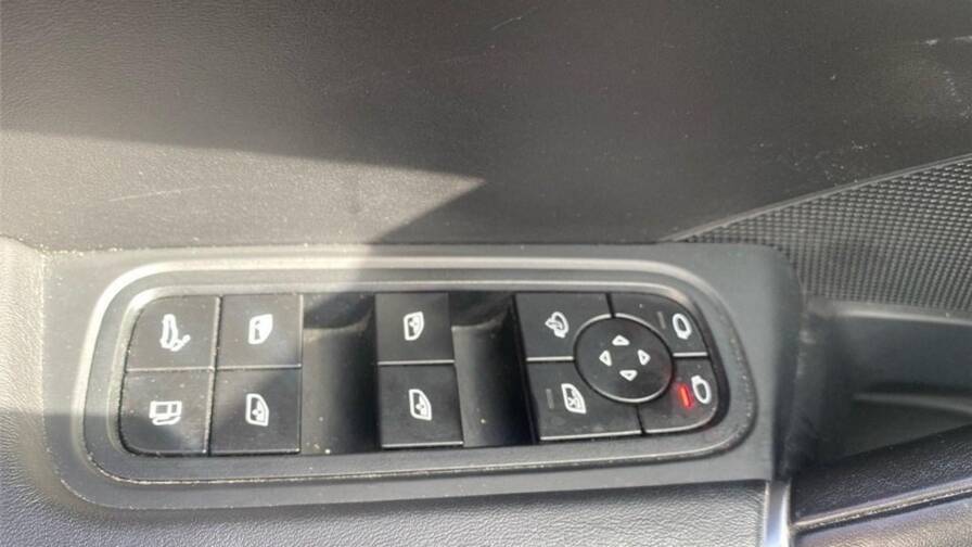 Mandataire Automobile occasion, recherche de Porsche Cayenne-iii-e-hybrid-3-0-v6-462-ch-tiptronic-bva-cayenne-coupe-e-hybrid-3-0-v6-462-ch-tiptronic-bva - E-Motors