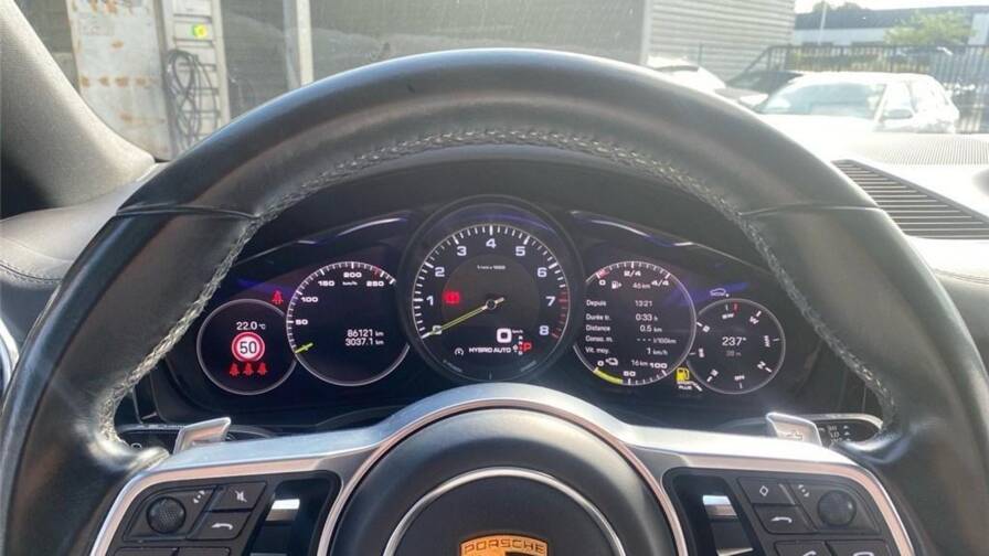 Mandataire Automobile occasion, recherche de Porsche Cayenne-iii-e-hybrid-3-0-v6-462-ch-tiptronic-bva-cayenne-coupe-e-hybrid-3-0-v6-462-ch-tiptronic-bva - E-Motors