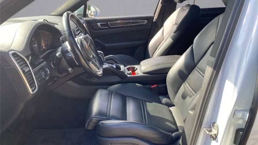 Mandataire Automobile occasion, recherche de Porsche Cayenne-iii-e-hybrid-3-0-v6-462-ch-tiptronic-bva-cayenne-coupe-e-hybrid-3-0-v6-462-ch-tiptronic-bva - E-Motors