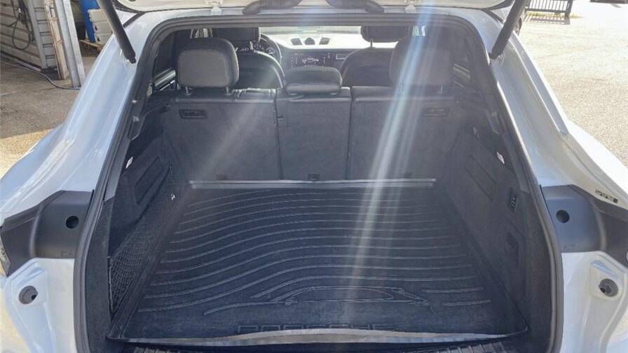 Mandataire Automobile occasion, recherche de Porsche Cayenne-iii-e-hybrid-3-0-v6-462-ch-tiptronic-bva-cayenne-coupe-e-hybrid-3-0-v6-462-ch-tiptronic-bva - E-Motors