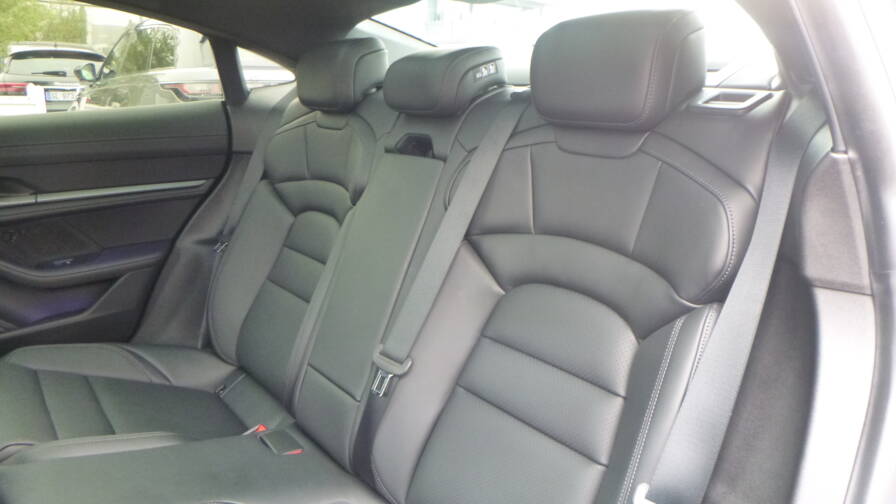 Mandataire Automobile occasion, recherche de Porsche Taycan-4s-598-ch-avec-batterie-performance-plus-prix-neuf-164-800 - E-Motors