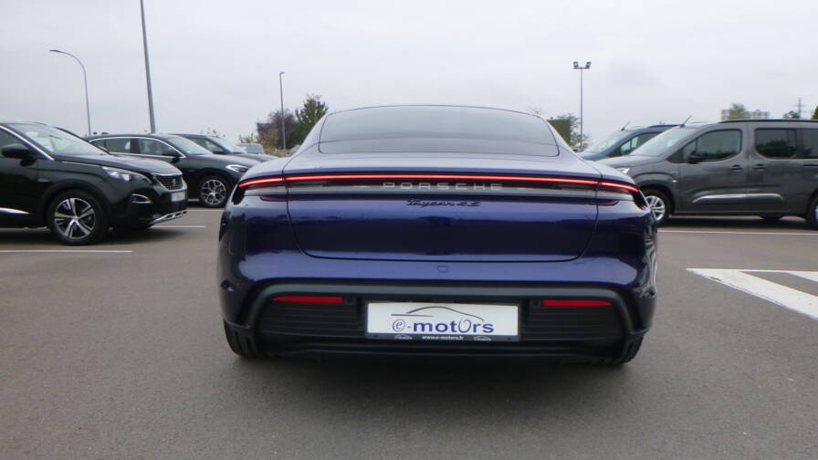 Mandataire Automobile occasion, recherche de Porsche Taycan-4s-598-ch-avec-batterie-performance-plus-prix-neuf-164-800 - E-Motors