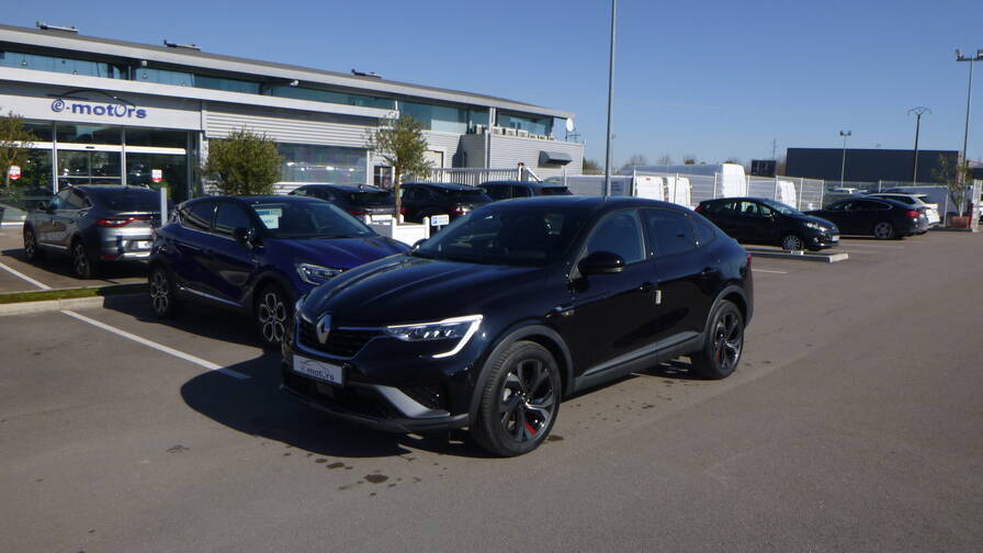 Avis-mandataire-auto-Emotors-Renault-Arkana-R-s-line-tce-140-edc-plus-9500-km.