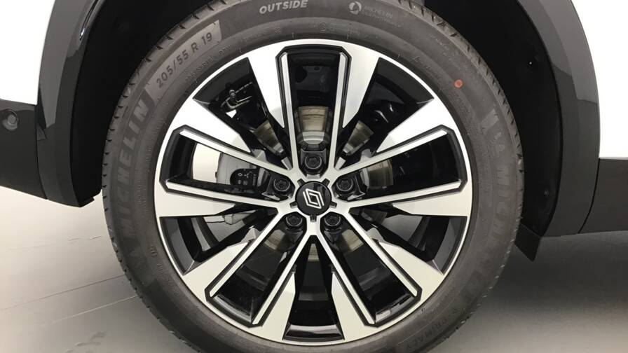 Mandataire Automobile occasion, recherche de Renault Austral-e-tech-full-hybrid-200-gsr2-techno5-portes-vp-essence-courant-lectrique042024-042025 - E-Motors