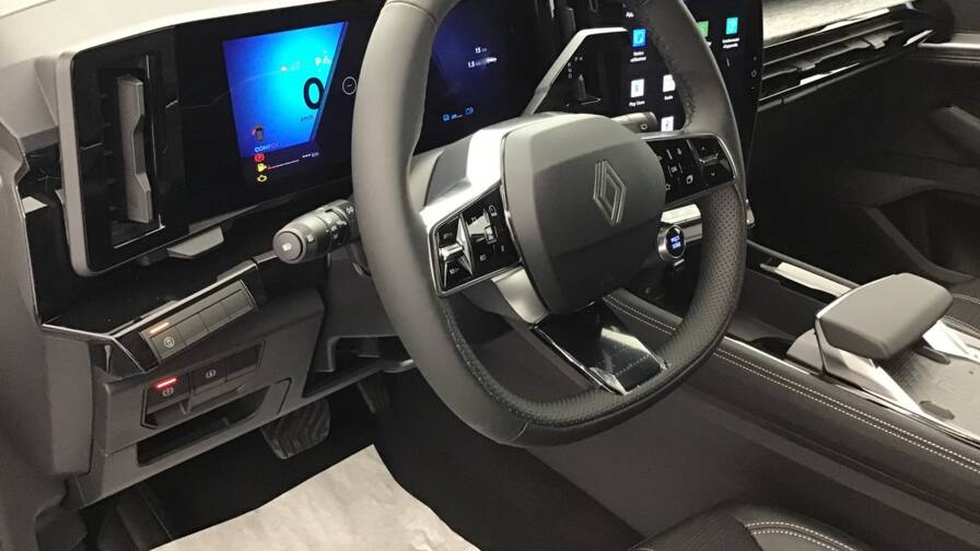 Mandataire Automobile occasion, recherche de Renault Austral-e-tech-full-hybrid-200-gsr2-techno5-portes-vp-essence-courant-lectrique042024-042025 - E-Motors