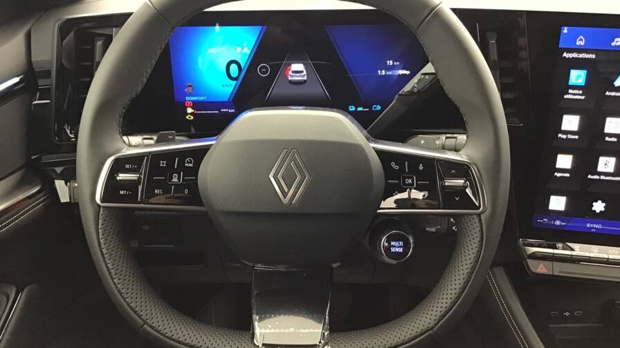 Mandataire Automobile occasion, recherche de Renault Austral-e-tech-full-hybrid-200-gsr2-techno5-portes-vp-essence-courant-lectrique042024-042025 - E-Motors