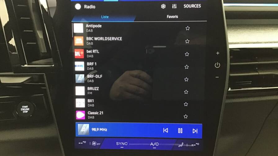 Mandataire Automobile occasion, recherche de Renault Austral-e-tech-full-hybrid-200-gsr2-techno5-portes-vp-essence-courant-lectrique042024-042025 - E-Motors