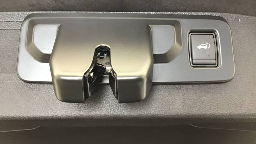 Mandataire Automobile occasion, recherche de Renault Austral-e-tech-full-hybrid-200-gsr2-techno5-portes-vp-essence-courant-lectrique042024-042025 - E-Motors