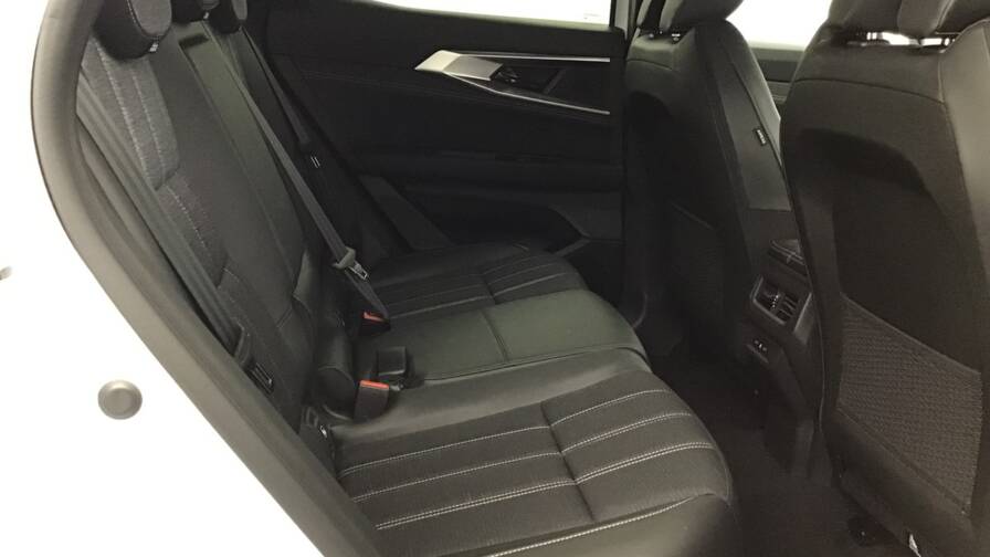 Mandataire Automobile occasion, recherche de Renault Austral-e-tech-full-hybrid-200-gsr2-techno5-portes-vp-essence-courant-lectrique042024-042025 - E-Motors