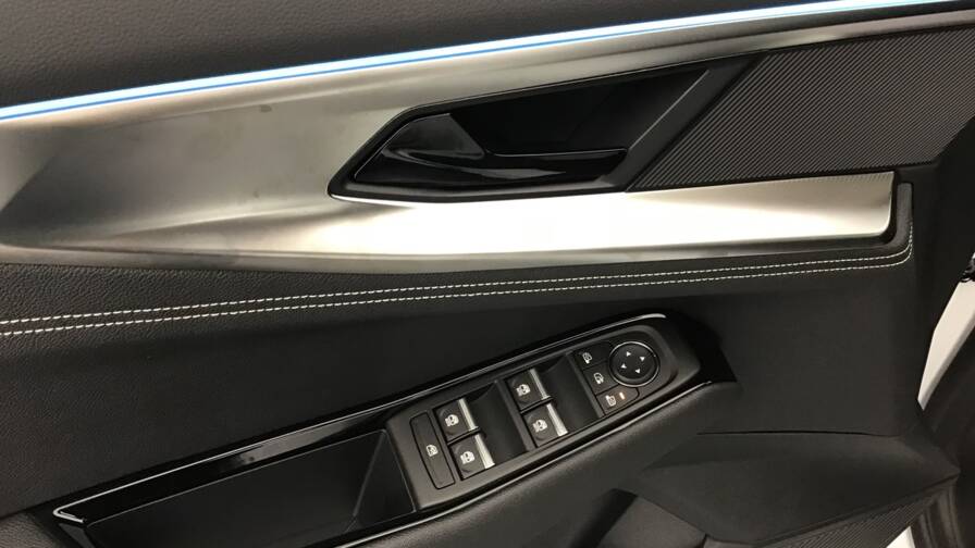 Mandataire Automobile occasion, recherche de Renault Austral-e-tech-full-hybrid-200-gsr2-techno5-portes-vp-essence-courant-lectrique042024-042025 - E-Motors