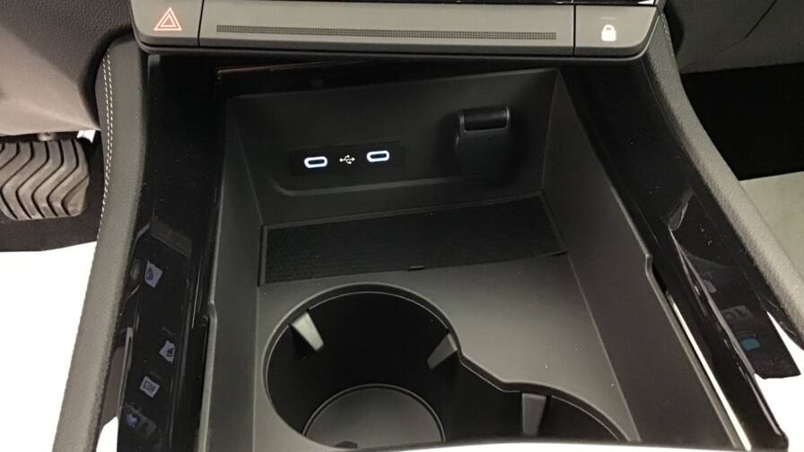 Mandataire Automobile occasion, recherche de Renault Austral-e-tech-full-hybrid-200-gsr2-techno5-portes-vp-essence-courant-lectrique042024-042025 - E-Motors