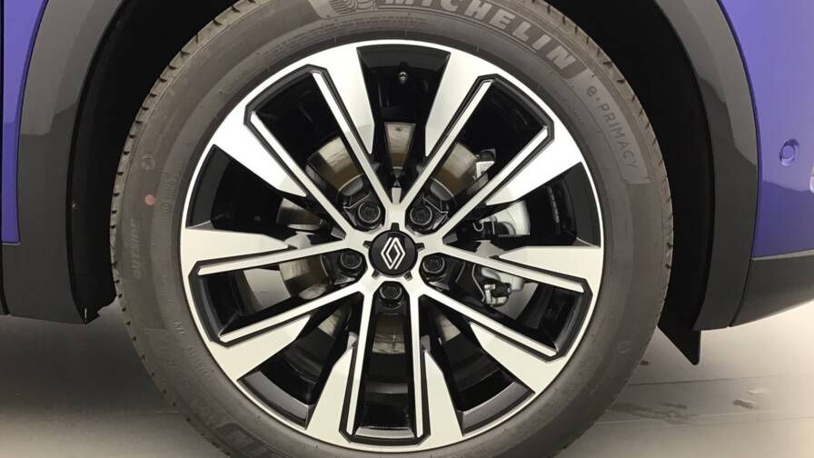 Mandataire Automobile occasion, recherche de Renault Austral-e-tech-full-hybrid-200-gsr2-techno5-portes-vp-essence-courant-lectrique042024-042025 - E-Motors