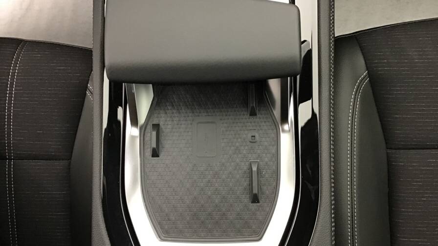 Mandataire Automobile occasion, recherche de Renault Austral-e-tech-full-hybrid-200-gsr2-techno5-portes-vp-essence-courant-lectrique042024-042025 - E-Motors