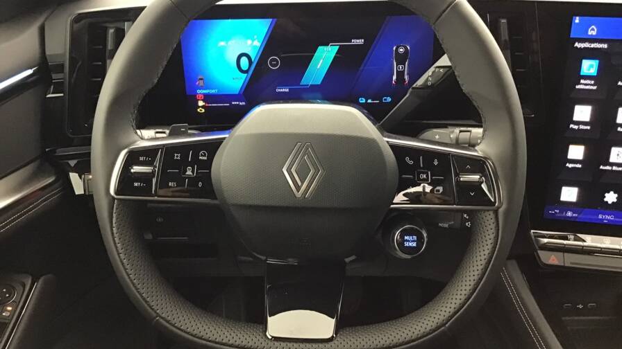 Mandataire Automobile occasion, recherche de Renault Austral-e-tech-full-hybrid-200-gsr2-techno5-portes-vp-essence-courant-lectrique042024-042025 - E-Motors